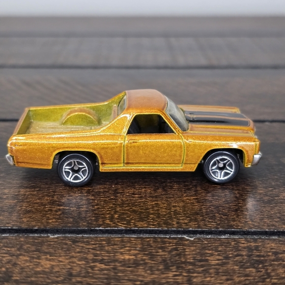 Vintage Matchbox 1970 Gold Chevy El Camino 1982 Hot Wheels BMW M1 Green Cars - Picture 3 of 13